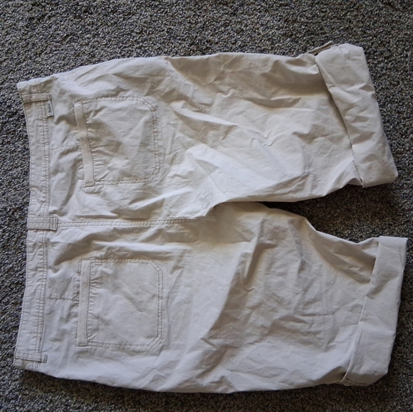 Woolrich Convertible Roll-up Bermuda Shorts Beige Stretchy Sz 12 Minimalist - Picture 4 of 6